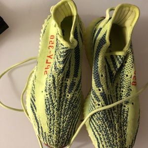 Yeezy 350 boost BRAND NEW.REAL from Addis’s store